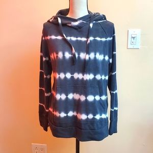 Green Tea Gray & White Hoodie Size Small